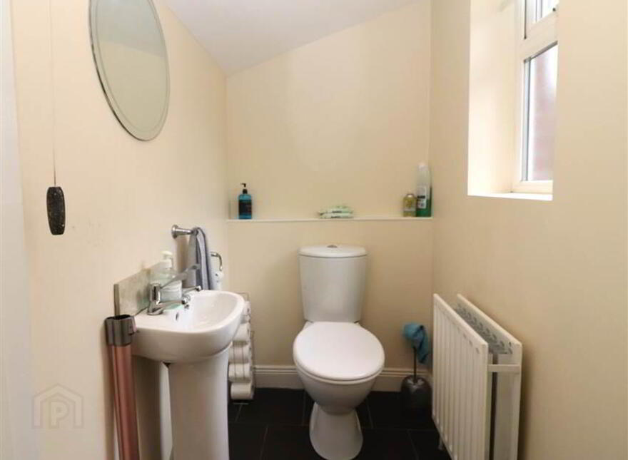 1 Warren Gardens Mews, Warren Gardens, Lisburn, BT28 1GY