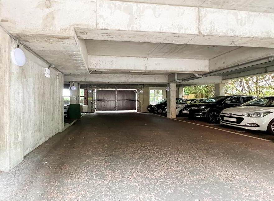Apartment 7 Myrtlefield Manor 1 Myrtlefield Park, Belfast, BT9 6NE