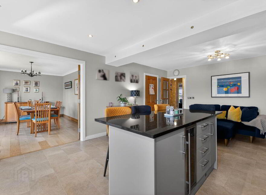 8 Kenilworth Avenue, Lisburn, BT28 3UG
