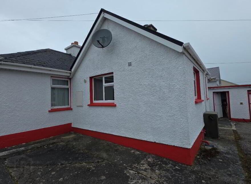 1 House & House, No. 2 Station Road, Falcarragh, F92D5Y6