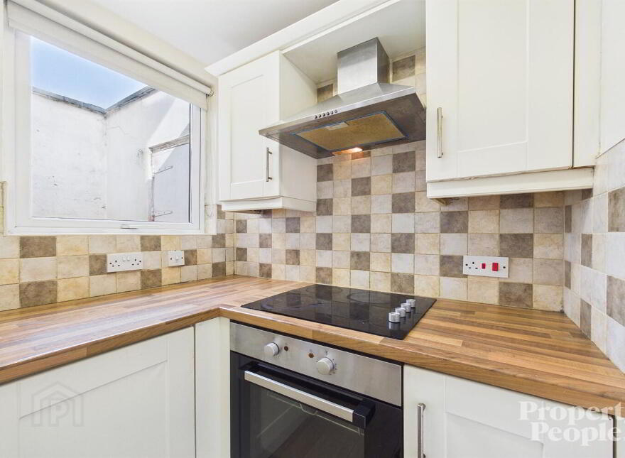 15 Deacon Street, Belfast, BT15 3EG