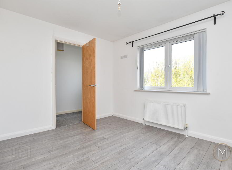 17 Bedford Meadows, Antrim, BT41 1AE