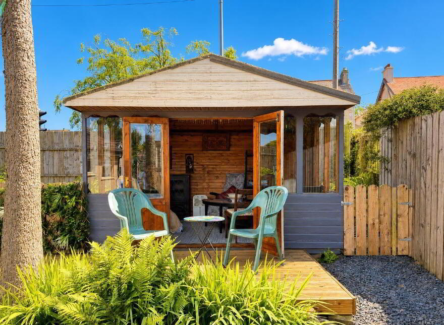 Victoria Lodge, 2B Victoria Road, Newtownards, BT23 7EE