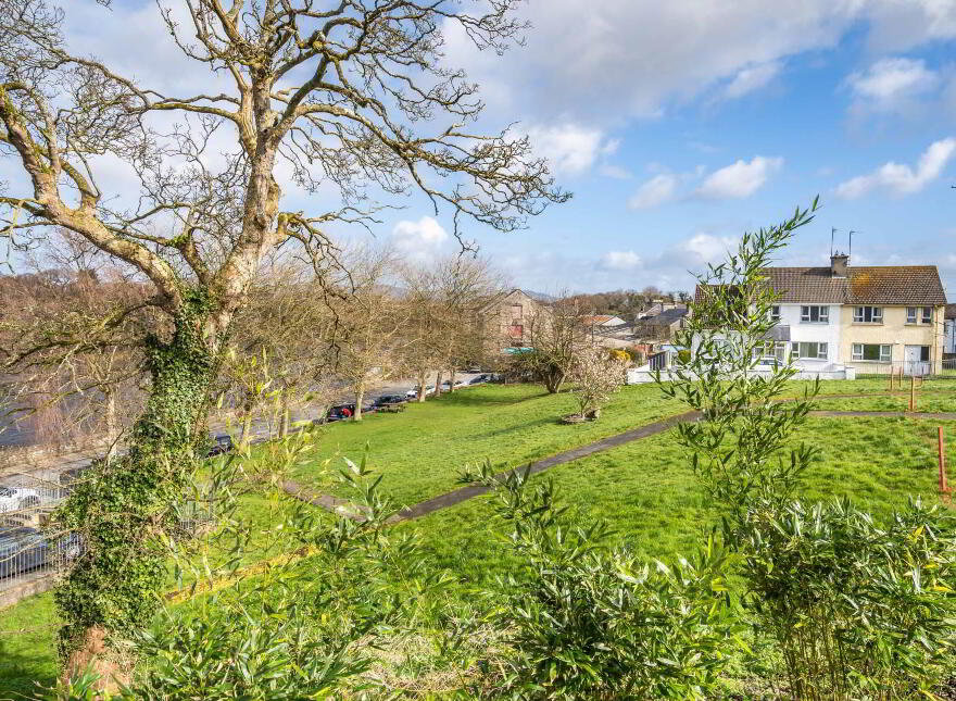 Castle Street, Ramelton, F92N8W2