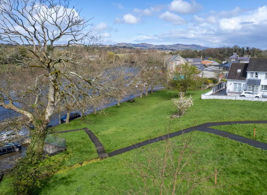 Castle Street, Ramelton, F92N8W2