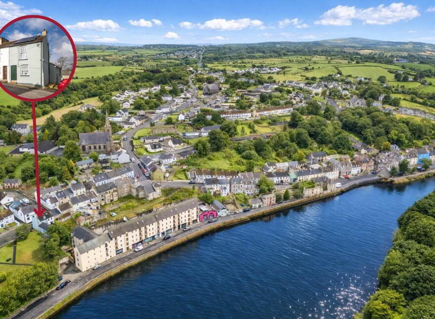 Castle Street, Ramelton, F92N8W2