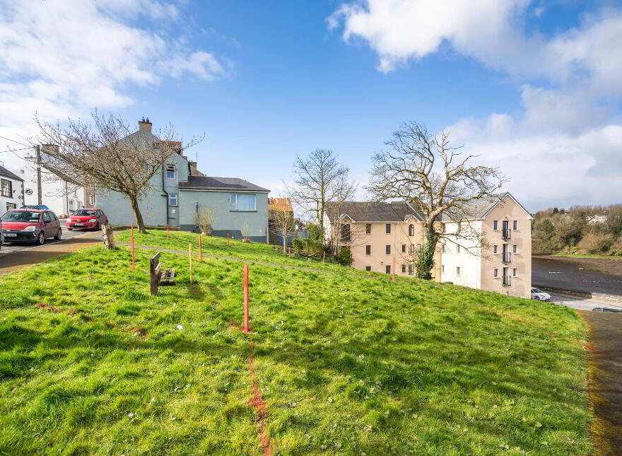 Castle Street, Ramelton, F92N8W2