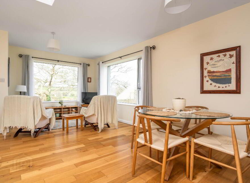 Castle Street, Ramelton, F92N8W2