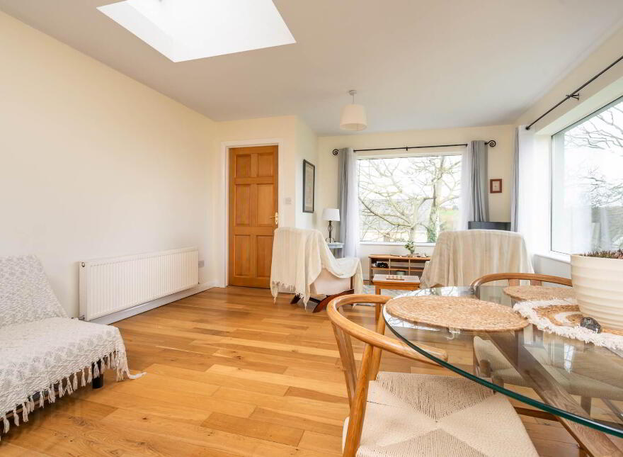 Castle Street, Ramelton, F92N8W2