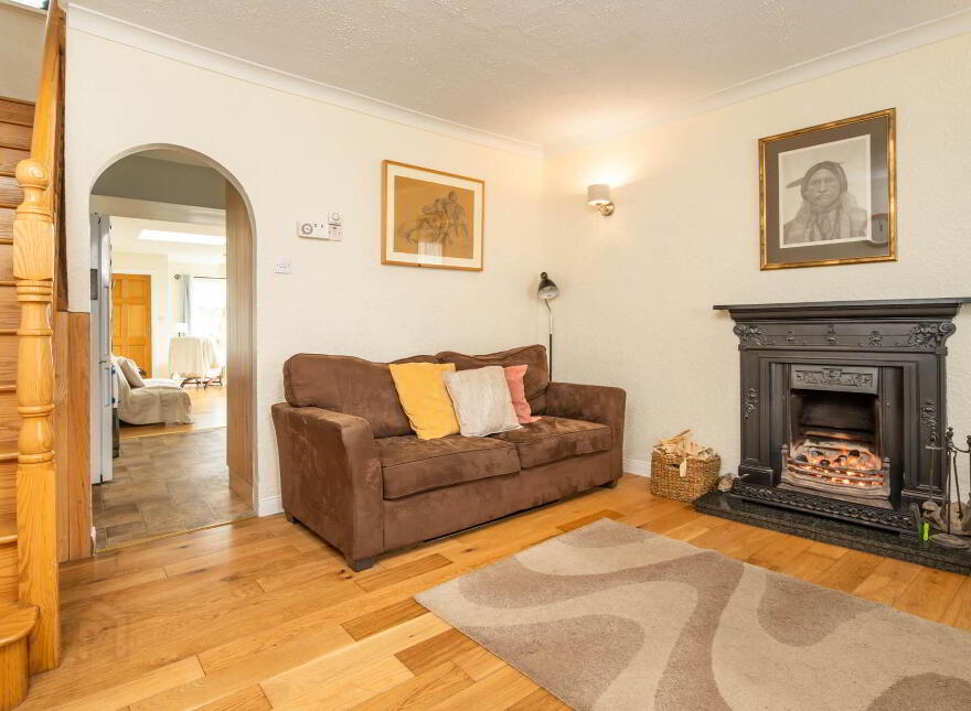 Castle Street, Ramelton, F92N8W2