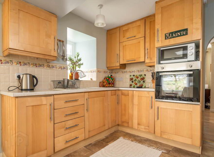 Castle Street, Ramelton, F92N8W2