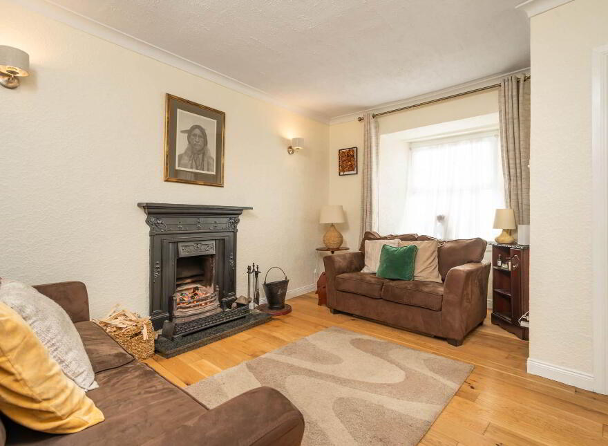 Castle Street, Ramelton, F92N8W2