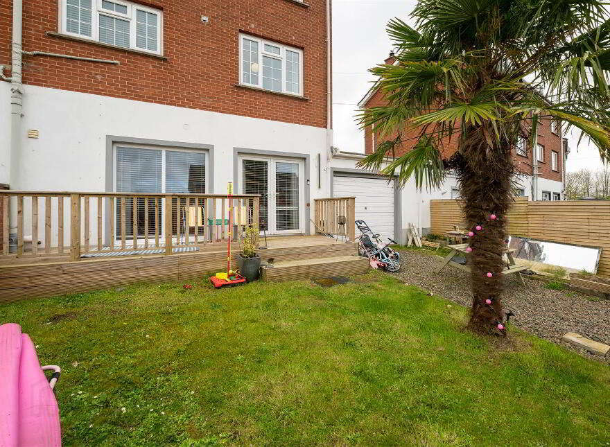 30 Hanwood Heights, Dundonald, Belfast, BT16 1XU