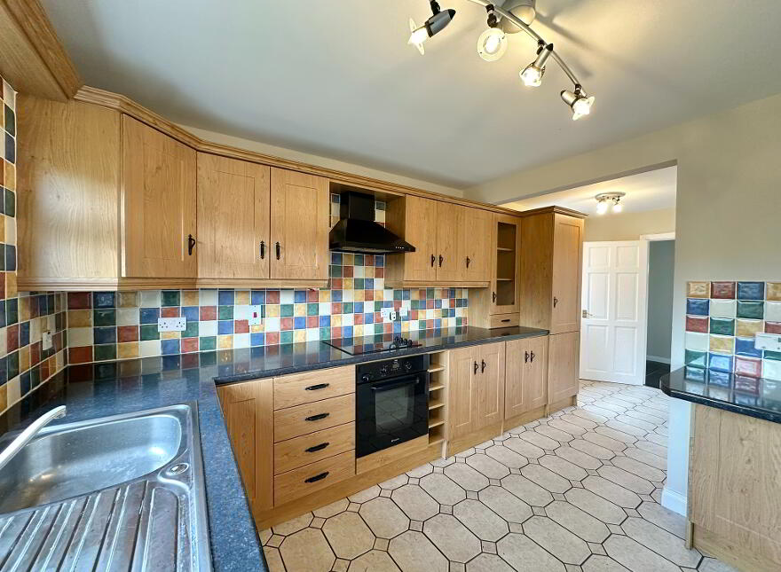 83 Larchmont, Armagh Road, Newry, BT35 6TX