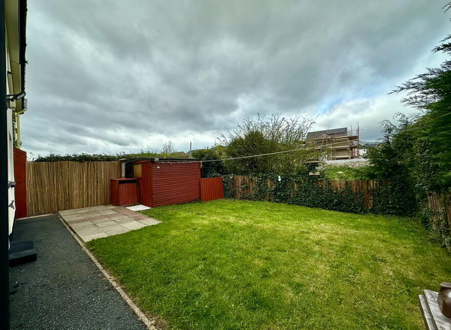83 Larchmont, Armagh Road, Newry, BT35 6TX
