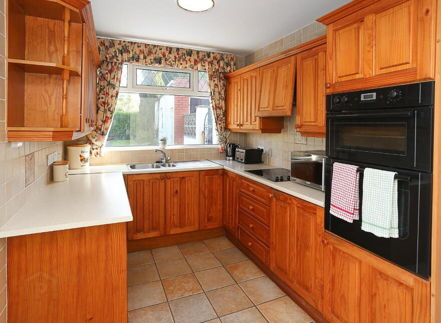 50 Beverley Gardens, Bangor, BT20 4NQ