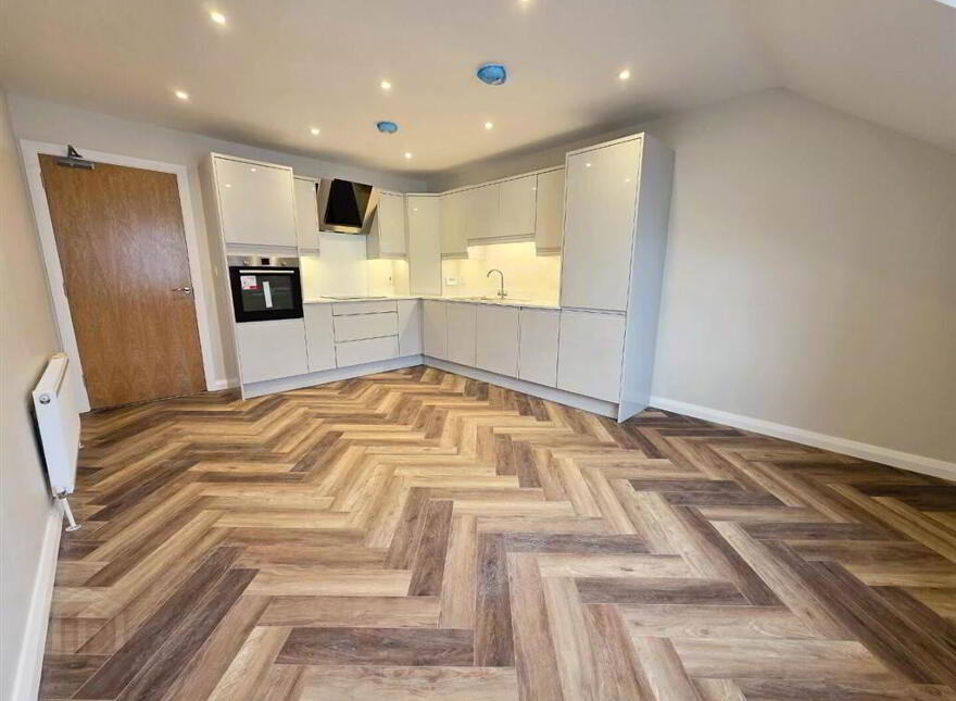 39A Benson Street, Lisburn, BT28 2AA