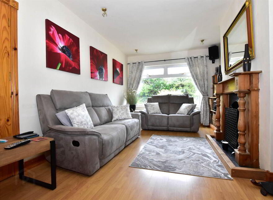 5 Old Shore Road, Newtownards, BT23 8NE