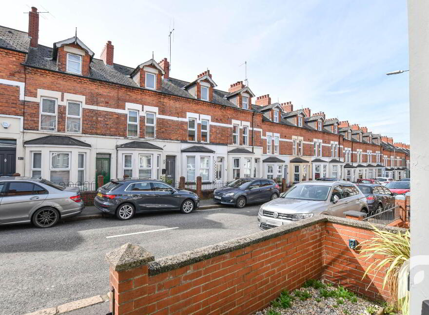 82 Cheviot Avenue, Upper Newtownards Road, Belfast, BT4 3AH