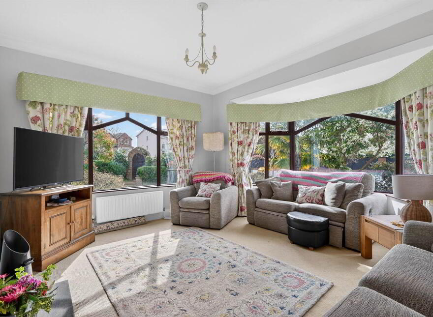 171 Malone Road, Belfast, BT9 6TA