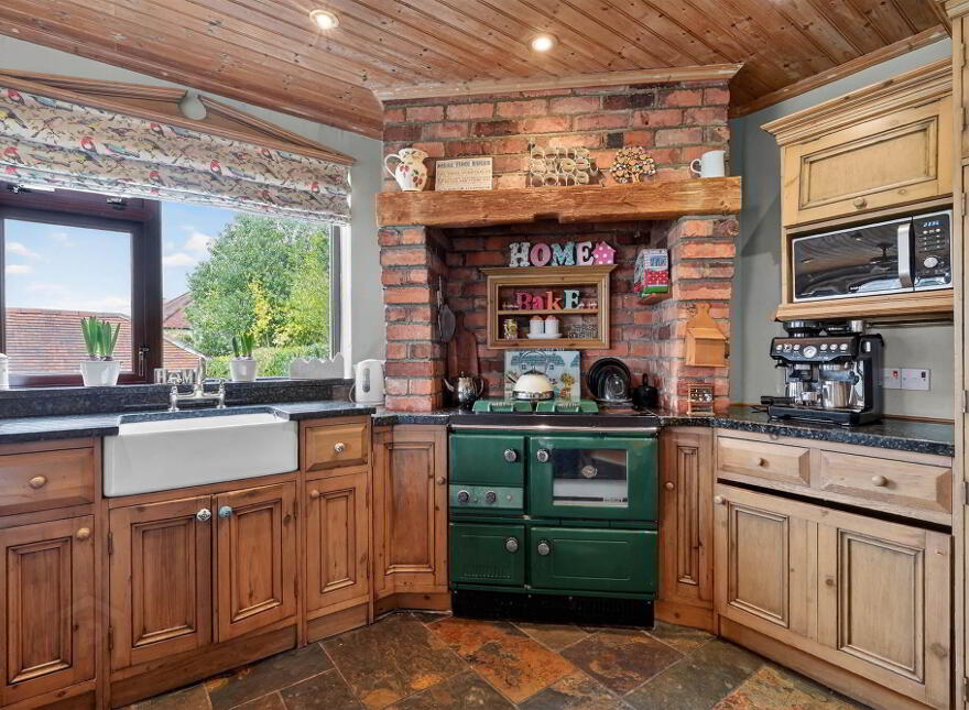 171 Malone Road, Belfast, BT9 6TA