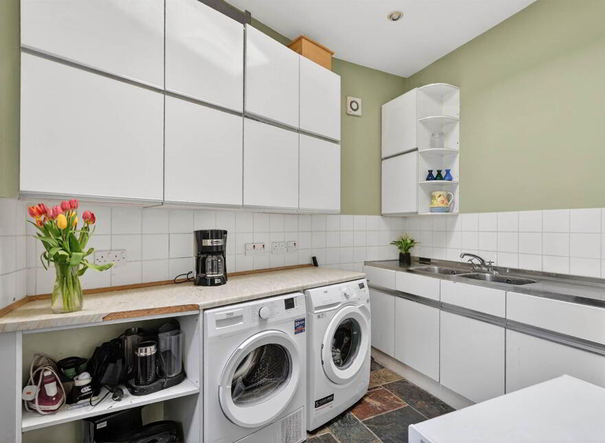 171 Malone Road, Belfast, BT9 6TA