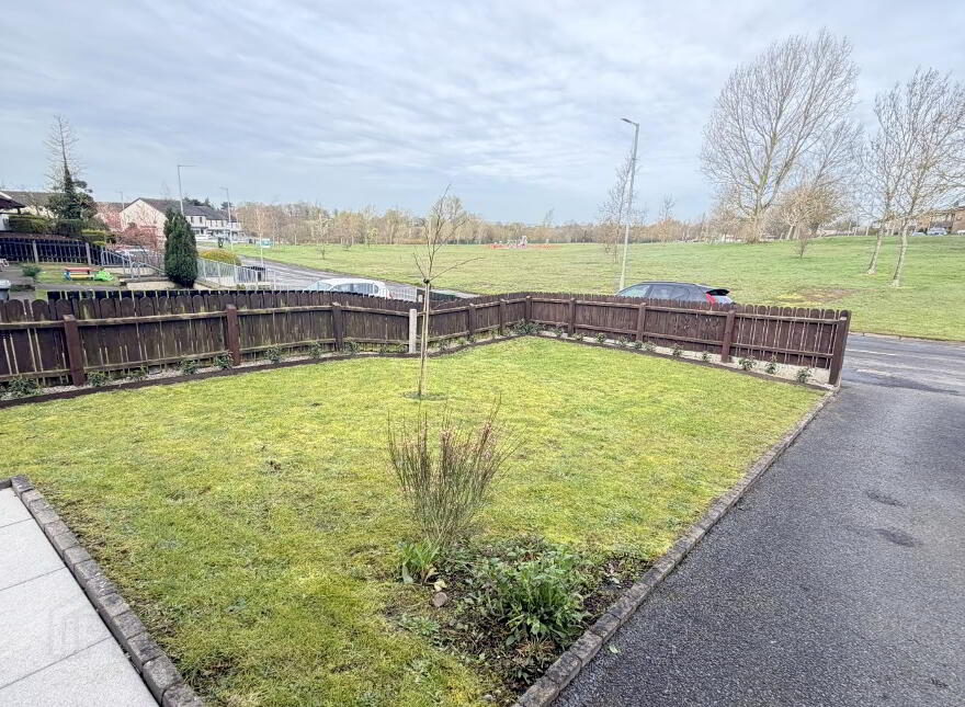 122 Avonmore Park, Lisburn, BT28 1NJ