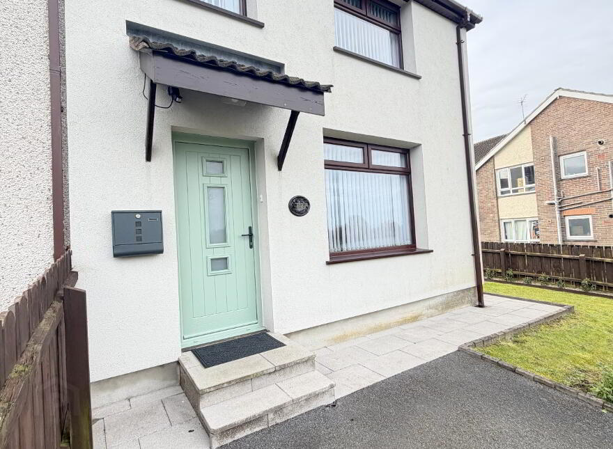 122 Avonmore Park, Lisburn, BT28 1NJ