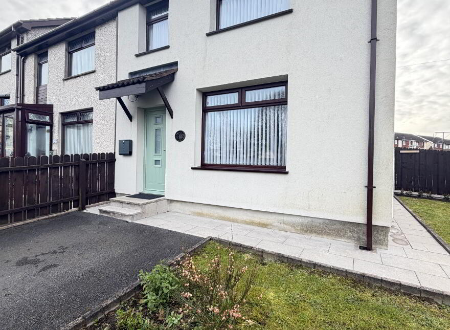 122 Avonmore Park, Lisburn, BT28 1NJ