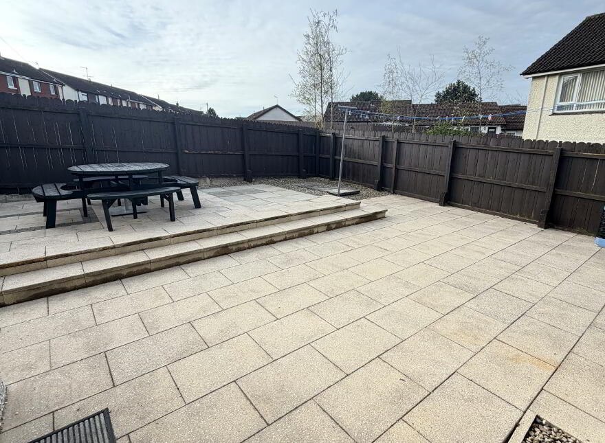 122 Avonmore Park, Lisburn, BT28 1NJ