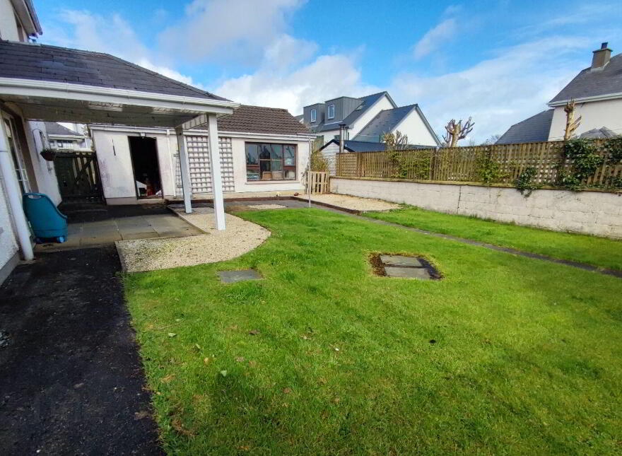Carmullin House, 11 Orchard Grove, Letterkenny, F92V8RX