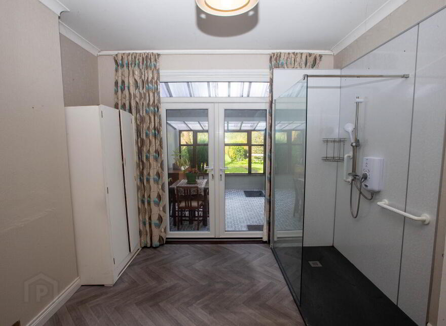 12 Dundrum Road, Newcastle, BT33 0BG