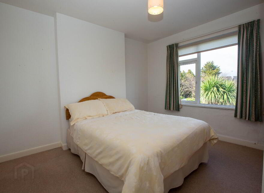 12 Dundrum Road, Newcastle, BT33 0BG