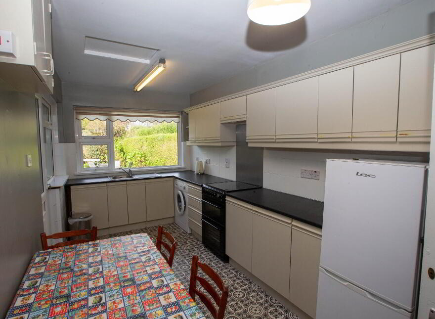 12 Dundrum Road, Newcastle, BT33 0BG