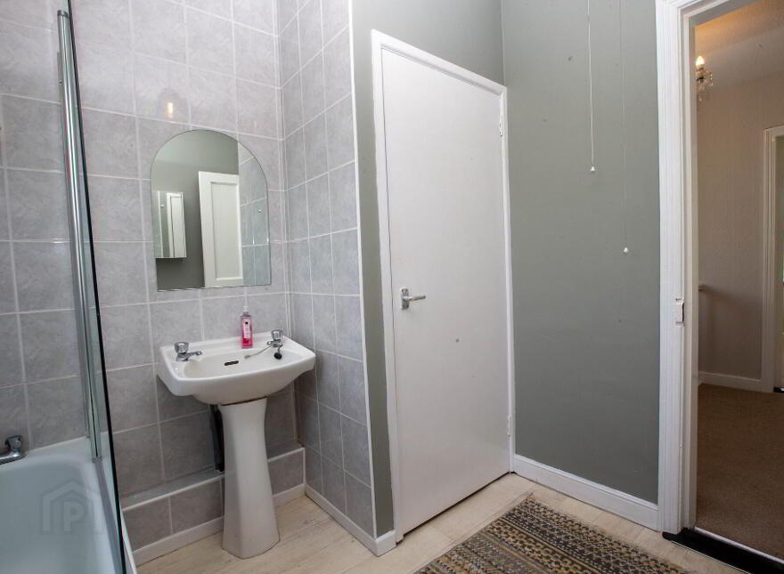 12 Dundrum Road, Newcastle, BT33 0BG