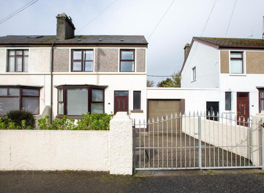 12 Dundrum Road, Newcastle, BT33 0BG