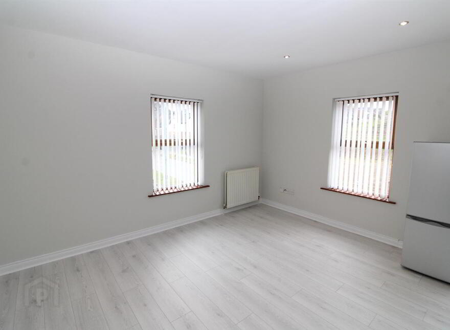 46 Mayfield High Street, Newtownabbey, BT36 7WU