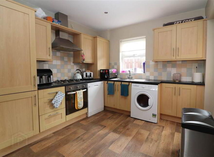 2 Warren Gardens Mews, Warren Gardens, Lisburn, BT28 1GY