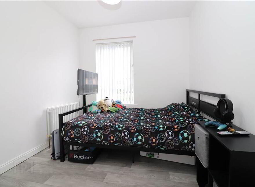 2 Warren Gardens Mews, Warren Gardens, Lisburn, BT28 1GY