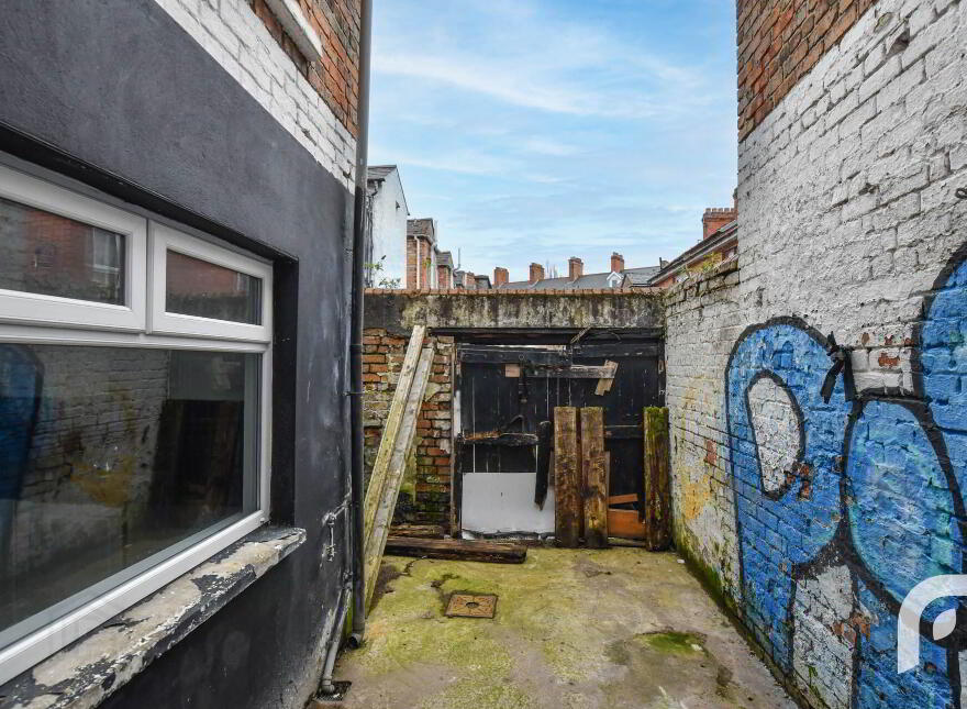 20 Glandore Gardens, Antrim Road, Belfast, BT15 3FF