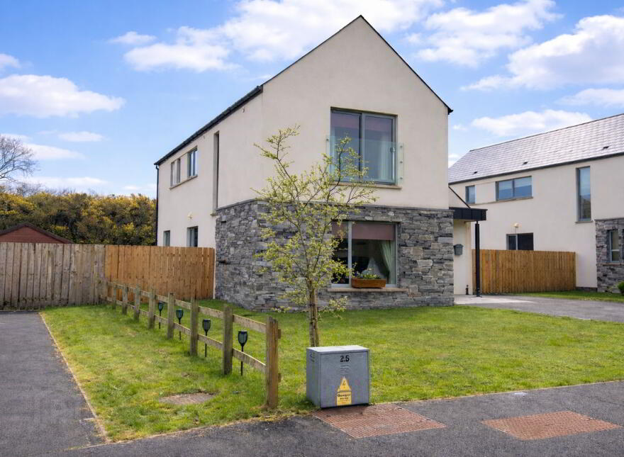 2 Highfield, Ardeskin, Donegal Town, F94CV0P