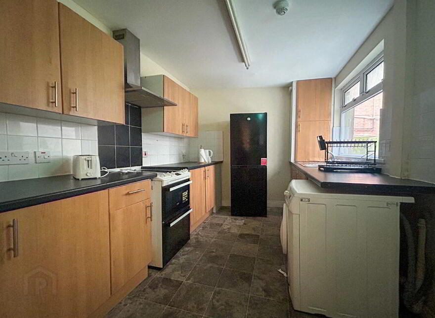 25 Wolseley Street, Belfast, BT7 1LG