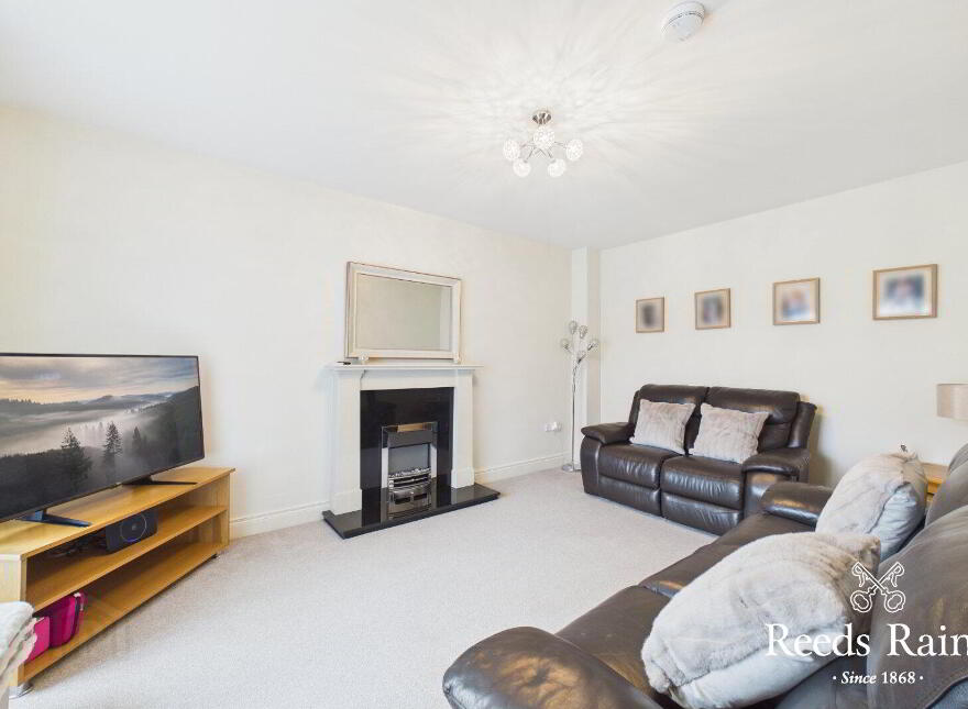 3 Millmount Village Close, Dundonald, Belfast, BT16 1AU