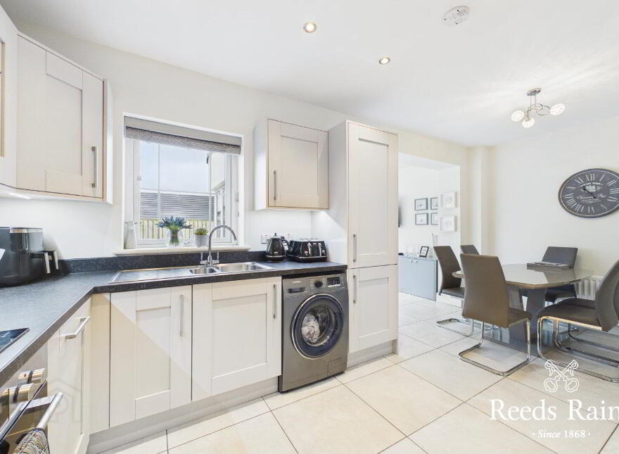 3 Millmount Village Close, Dundonald, Belfast, BT16 1AU