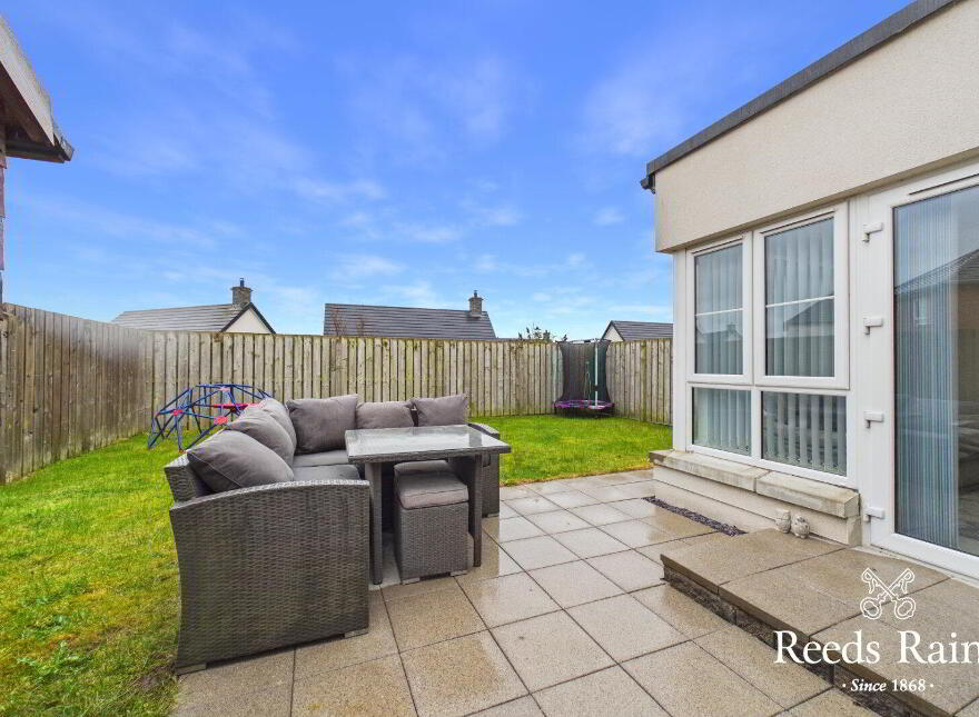 3 Millmount Village Close, Dundonald, Belfast, BT16 1AU