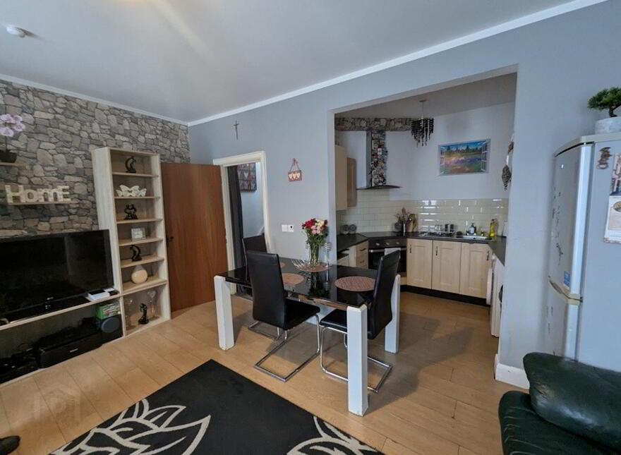 52 Main Street, Portglenone, BT44 8HS