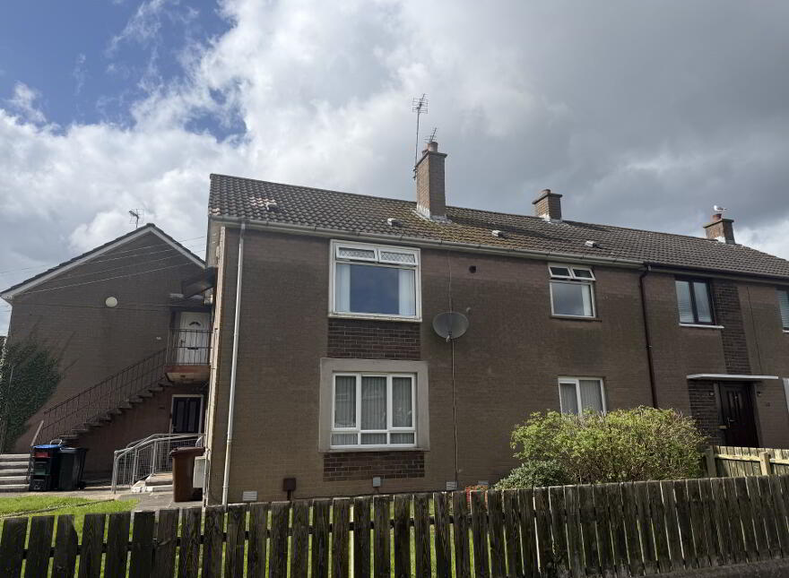 17b Greenpark Drive, Antrim, BT41 4EL photo