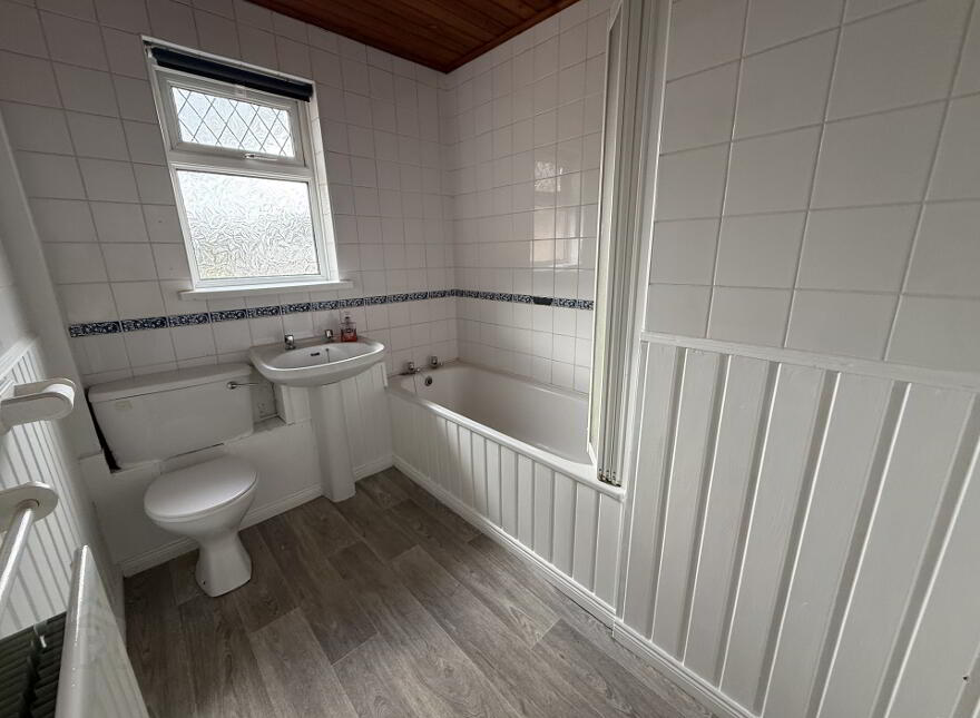 17b Greenpark Drive, Antrim, BT41 4EL