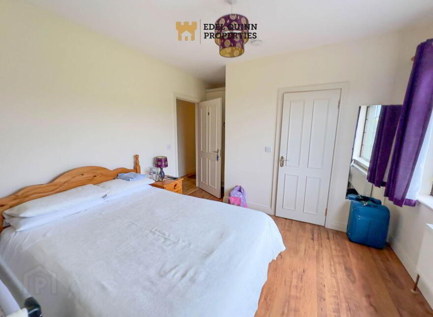 Auntie B`s, Portnoo Road, Ardara, F94W1D2