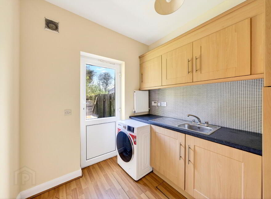 5 Warren Grove, Ard Ri, Golden Island, Athlone, N37F2D6